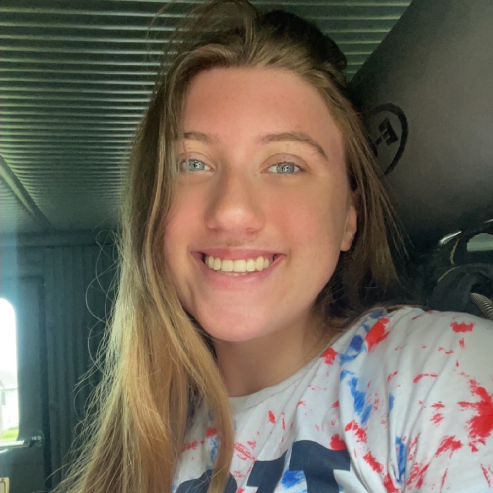 Meet your Posher, Brooke